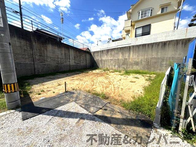 砥部町高尾田8区画