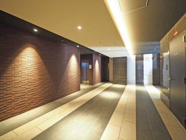 大阪市北区大淀中２丁目の賃貸マンションのロビー