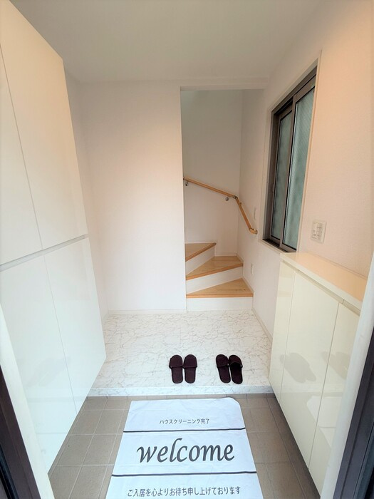 井の頭2丁目戸建の玄関