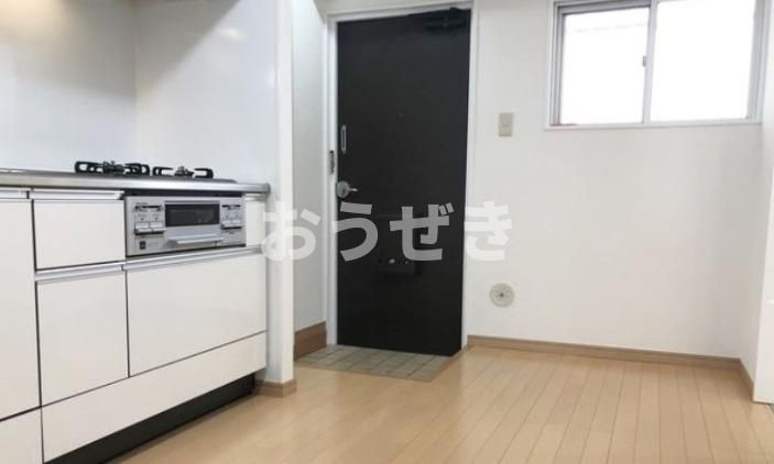 第３田嶋ビルの玄関
