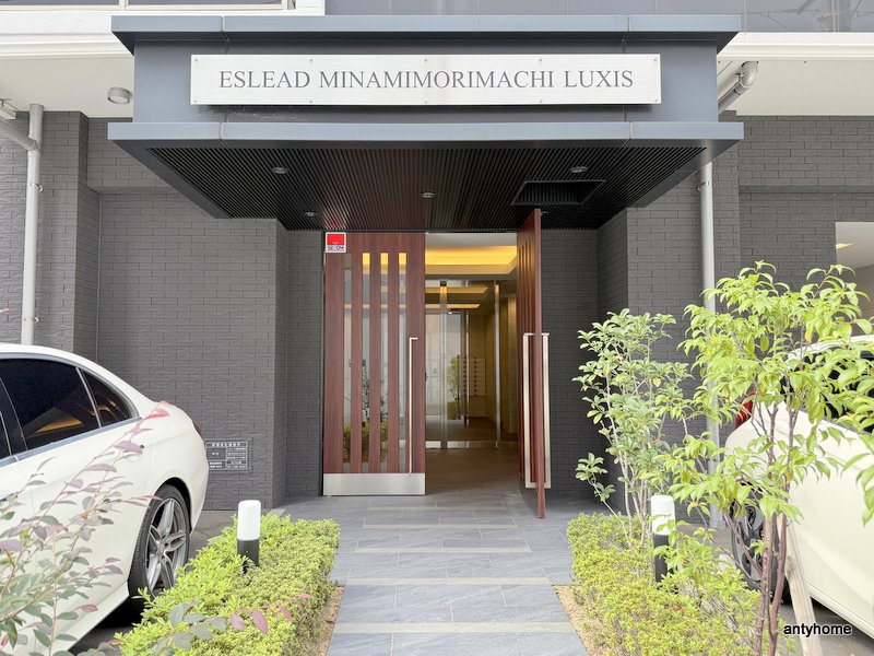 エスリード南森町ラグシス　仲介手数料無料のエントランス