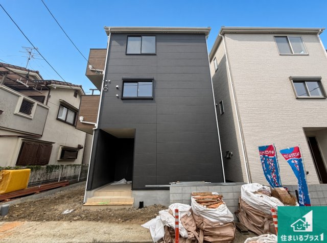 ■高槻市郡家新町　第1期　新築一戸建ての外観|安心の10年保証！外観を美しく保ち、雨水で汚れを落とします！気になることがありましたら、お気軽にお問い合わせください！