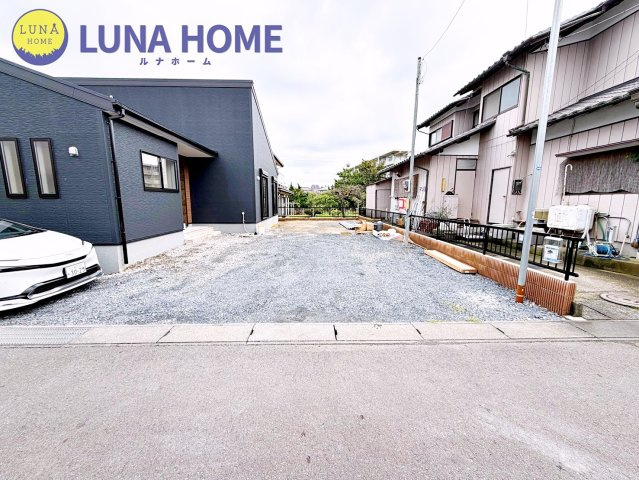第1石岡市東光台　新築戸建の駐車場