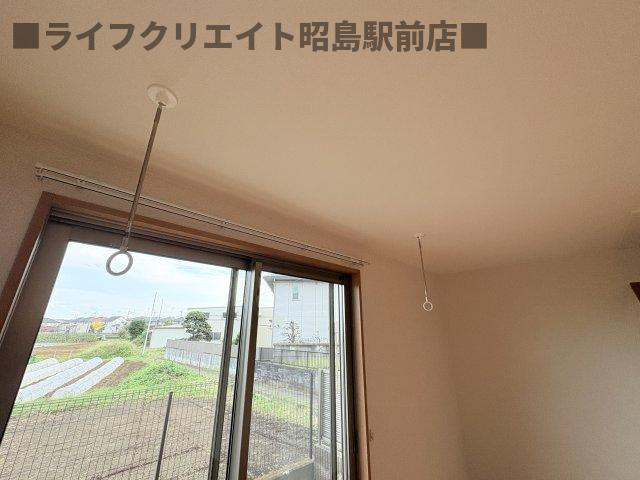 昭島市上川原町１丁目のテラスの内装