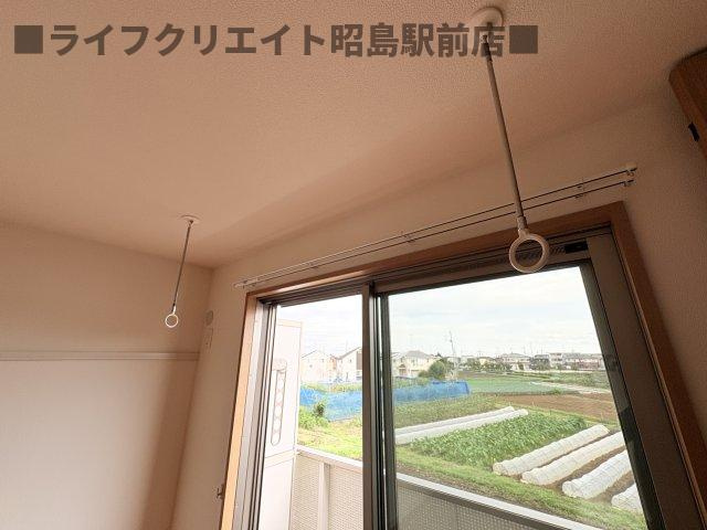 昭島市上川原町１丁目のテラスの内装
