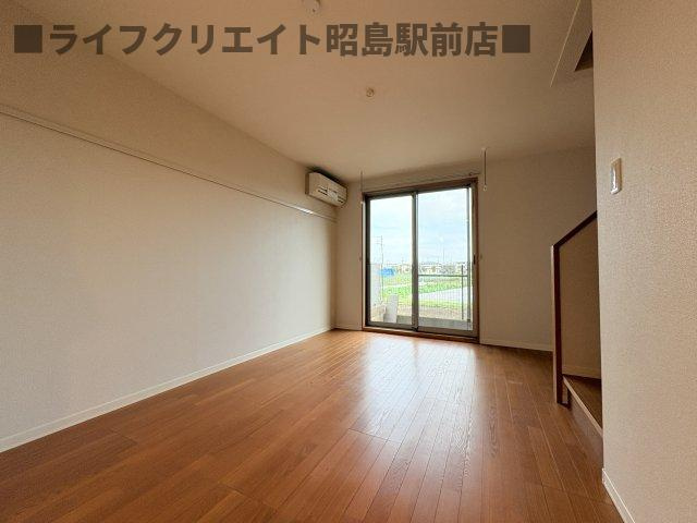 昭島市上川原町１丁目のテラスのその他