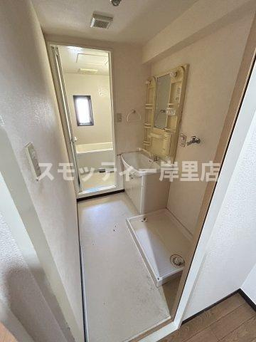 リーデルフェリア住之江の洗面所