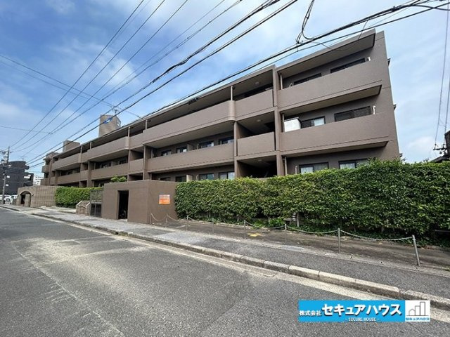 ユニーブル鹿山 の外観|事前予約にて現地ご見学いただけます！お気軽にお問い合わせください♪
■株式会社　セキュアハウス■
住宅ローンに強く、知識、経験豊富なスタッフ在籍
お客様に寄り添い、ご成約後もサポート致します。　　　　