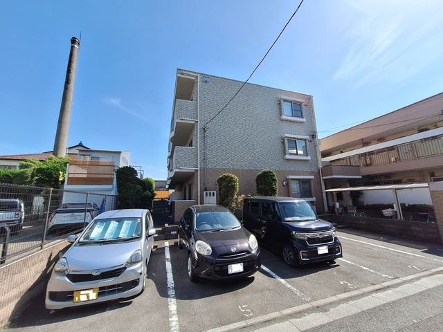 ヴィラ・グランソレイユの駐車場|★敷地内駐車場★