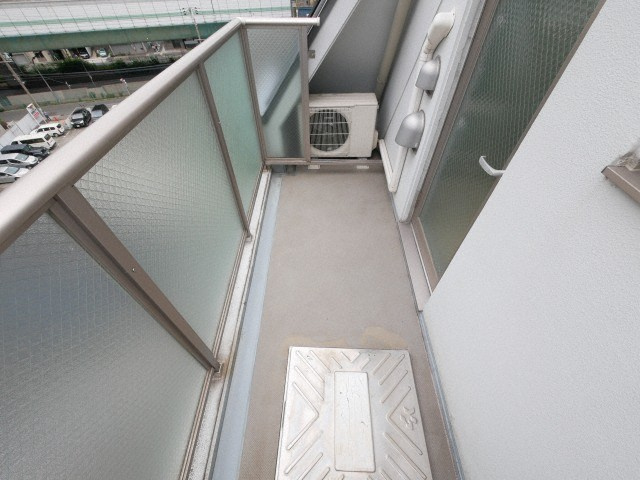大阪市北区西天満３丁目の賃貸マンションのバルコニー