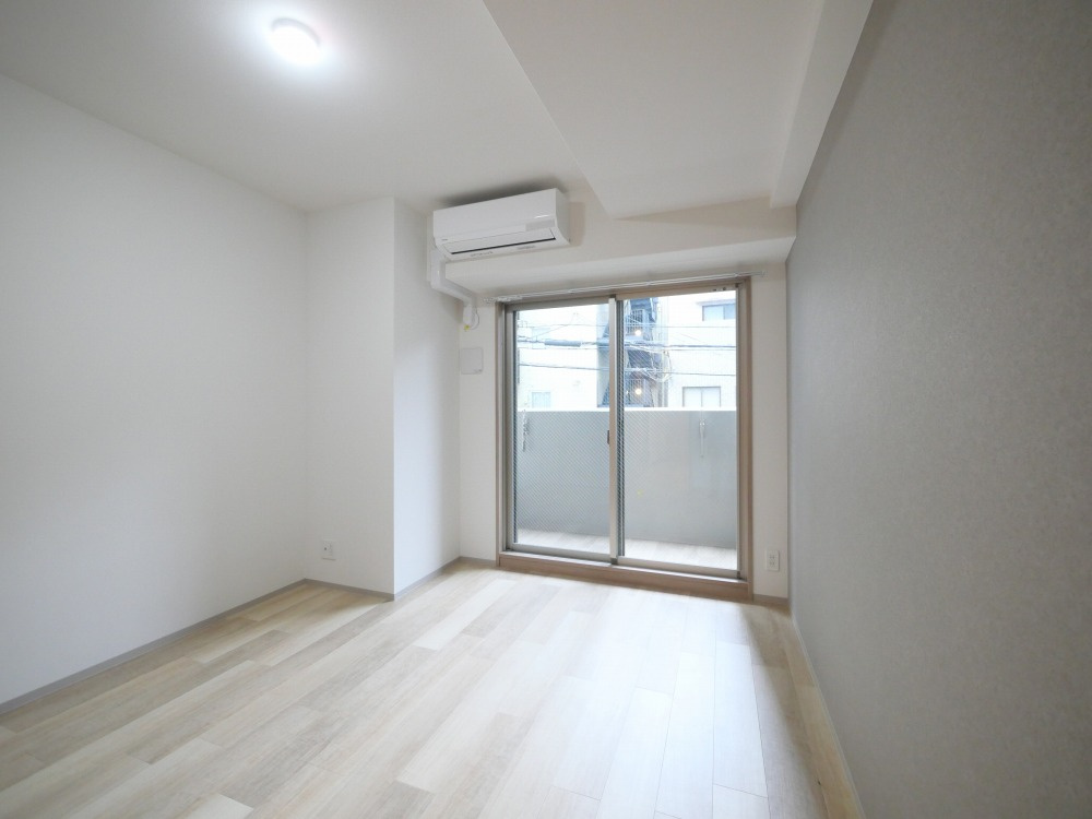 大阪市中央区南船場１丁目の賃貸マンションの居間・リビング