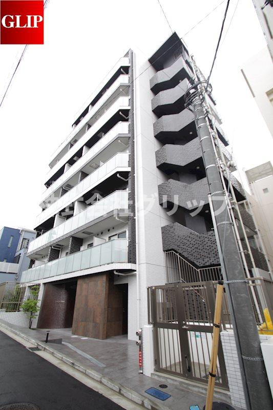 横浜市神奈川区桐畑の賃貸マンションの外観