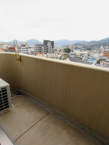 リバーハイム古市のバルコニー