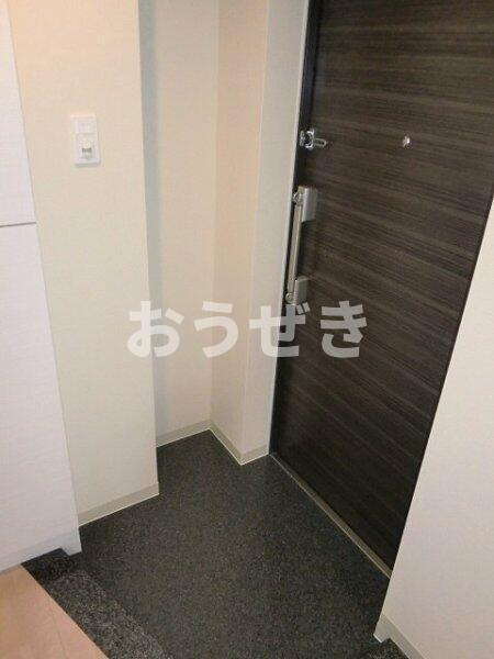 フェニックス横濱関内ＢＡＹ　ＧＡＩＡの玄関
