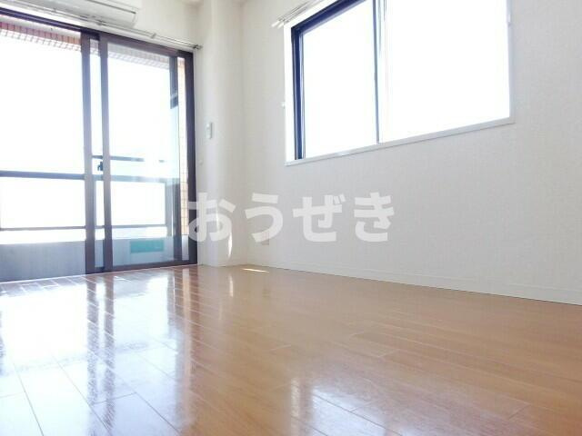 Ｌｉｚ蒔田の居間・リビング