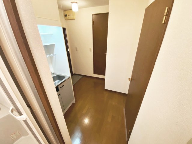 ブリリアント　エトワール　宝塚の内装|明るい室内です