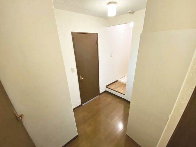 ブリリアント　エトワール　宝塚の内装|明るい室内です