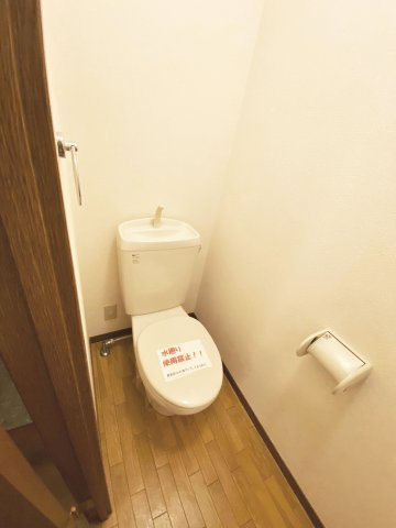 ブリリアント　エトワール　宝塚のトイレ|シンプルで使いやすいトイレです