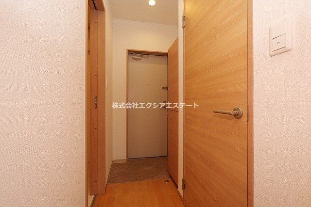 FmaisonCALMの玄関