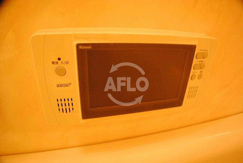 リーガル北堀江　堀江小学校区の内装|リーガル北堀江　浴室ＴＶ