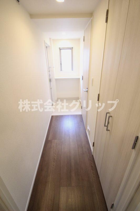 パークアクシス横浜山下町の玄関