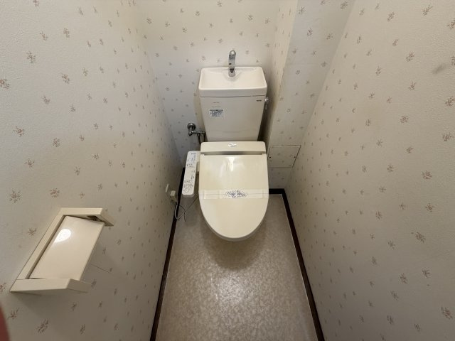 ルネ春日部のトイレ|ゆったりとした空間のトイレです