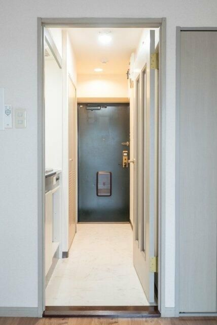 アドリーム千駄木の玄関