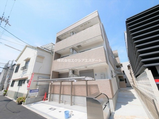 クラウド 昭和町の外観