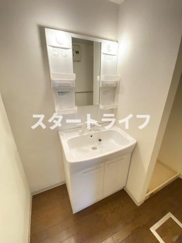 大阪市淀川区西三国１丁目の賃貸マンションの洗面所