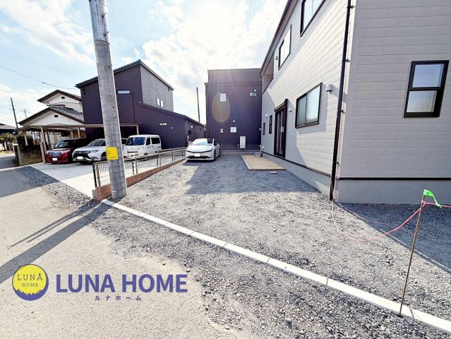 第1石岡市石岡　新築戸建の前面道路含む現地写真|「見学予約する」からカンタン即時予約♪お急ぎの方は「029-828-4413」までお電話ください♪