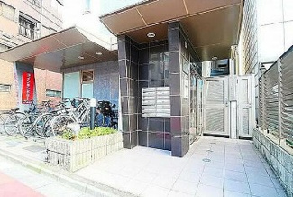 【エントランス】 | ヤムズキャビン