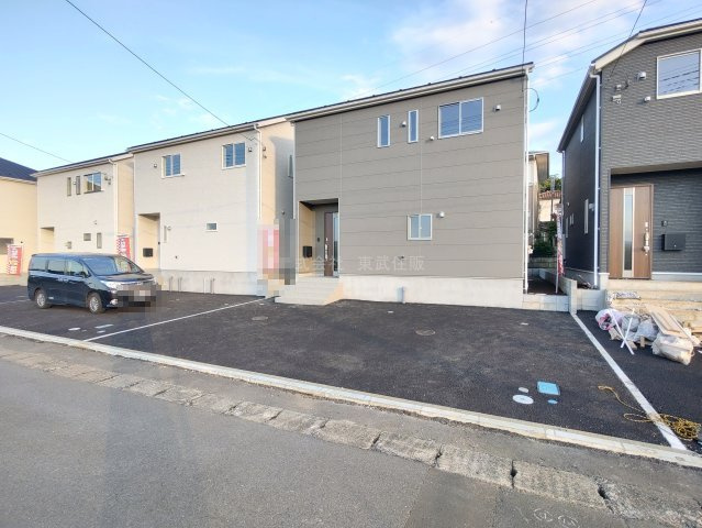 【前面道路含む現地写真】 | 日高市中鹿山　全１０棟　4号棟 | 高麗川駅徒歩18分