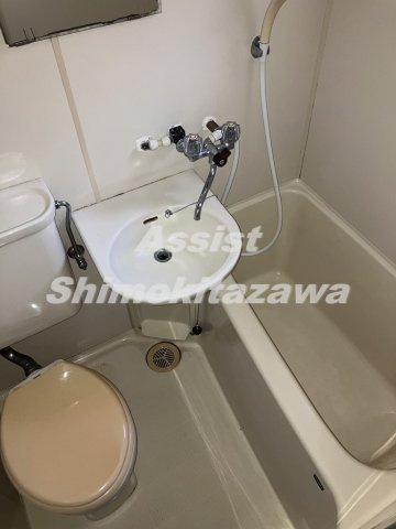 ヒダカハウスの浴室