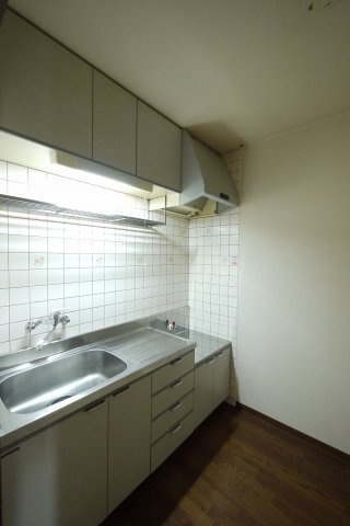 シャインブライトリー参番館のキッチン|※写真は別の部屋のものです。