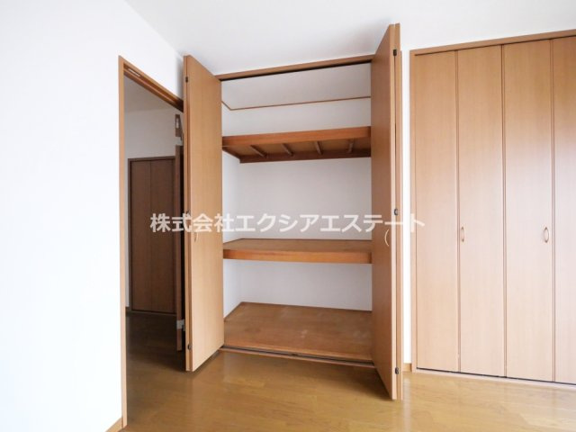 ルプリーズ天王寺の収納