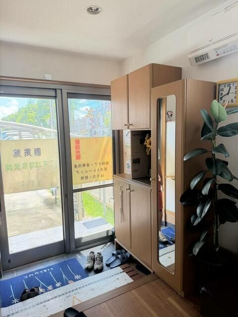 海老名市東柏ヶ谷3丁目6-21の玄関