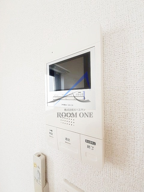 プラシードのセキュリティ|モニター付きインターホンです。