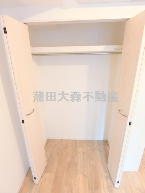 ハーモニーグラシア蒲田の収納|ダイニング部分の収納　クローゼット