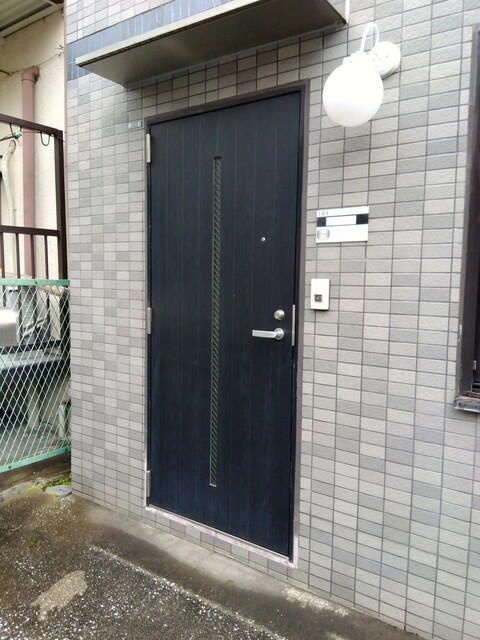 ソレイユハルミの玄関