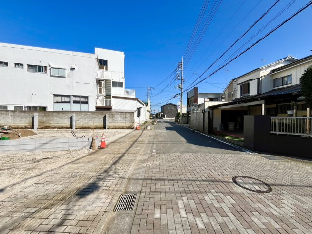 【Livele Garden】　古河市東本町　全2邸の前面道路含む現地写真|〇前面道路〇
南側約7.0m～7.1m
2026年9月撮影