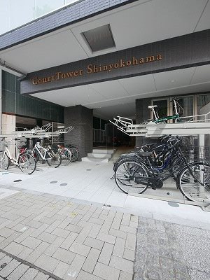 コートタワー新横浜のエントランス