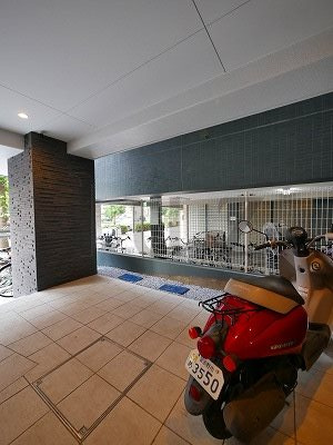 コートタワー新横浜のエントランス