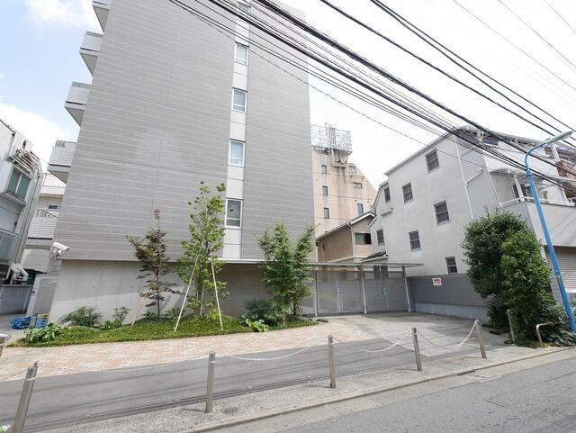 ビイルーム新宿の外観