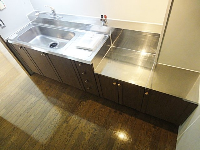 センチュリーコート宝塚弐番館のキッチン|※同建物の類似写真となります。