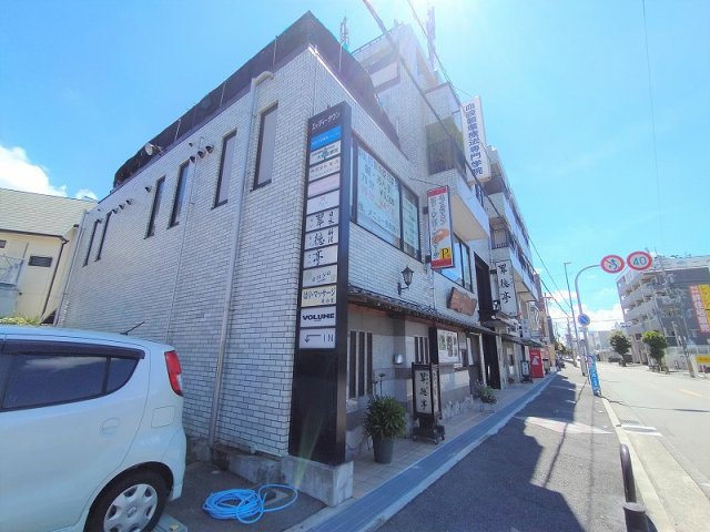 豊中市上野東３丁目の店舗事務所