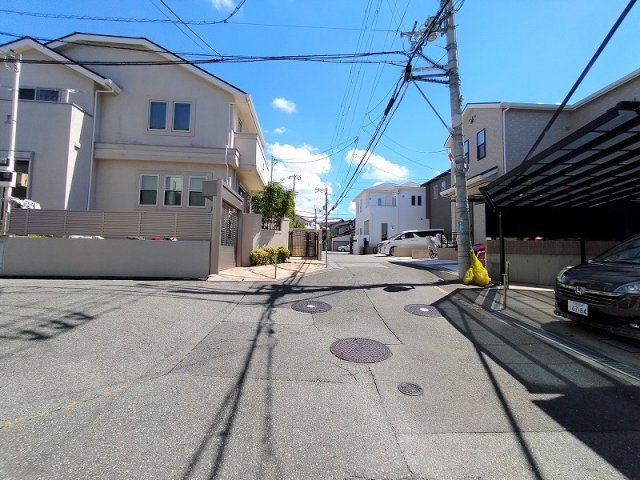 豊中市上野東３丁目の店舗事務所