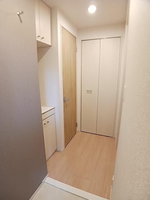 カーサ　アリビオの玄関