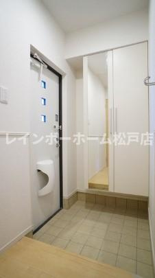 【非対面対応】接客・申込・契約オンライン！LINE×相談可！の玄関