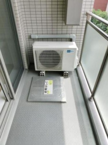 文京区小石川２丁目の賃貸マンションのバルコニー