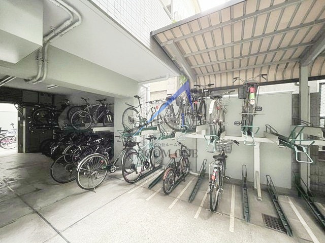 アドリーム千駄木のその他共用部分|駐輪場です。